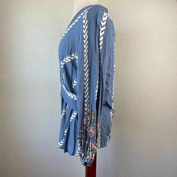 One World Live and Let Live Tunic Top Size L EUC - Picture 3 of 9